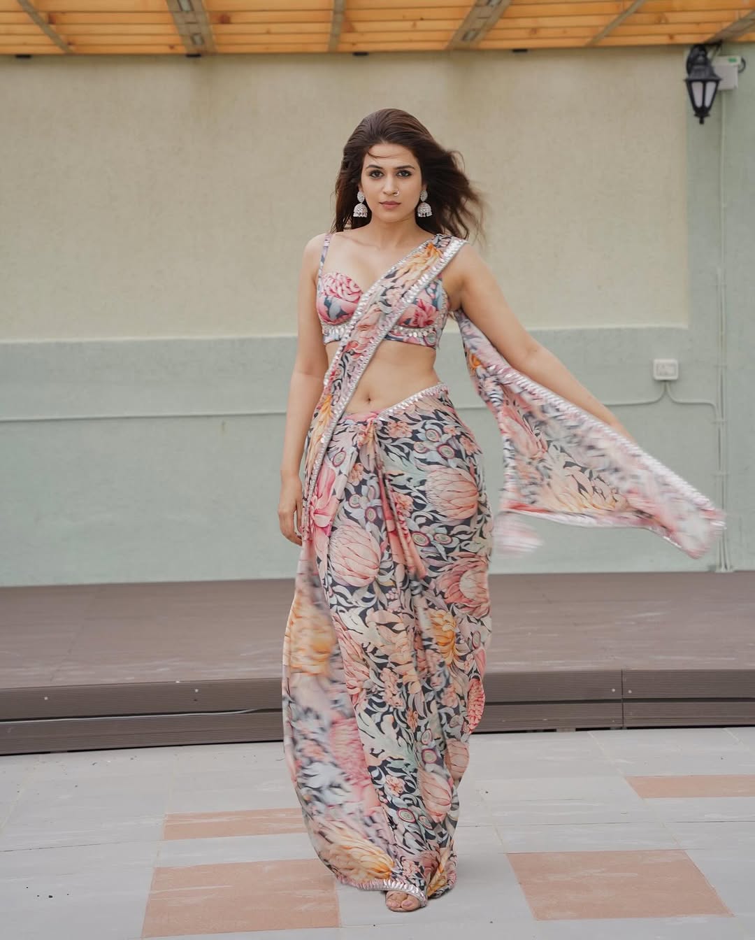 Actress Shraddha Das Photo Gallery