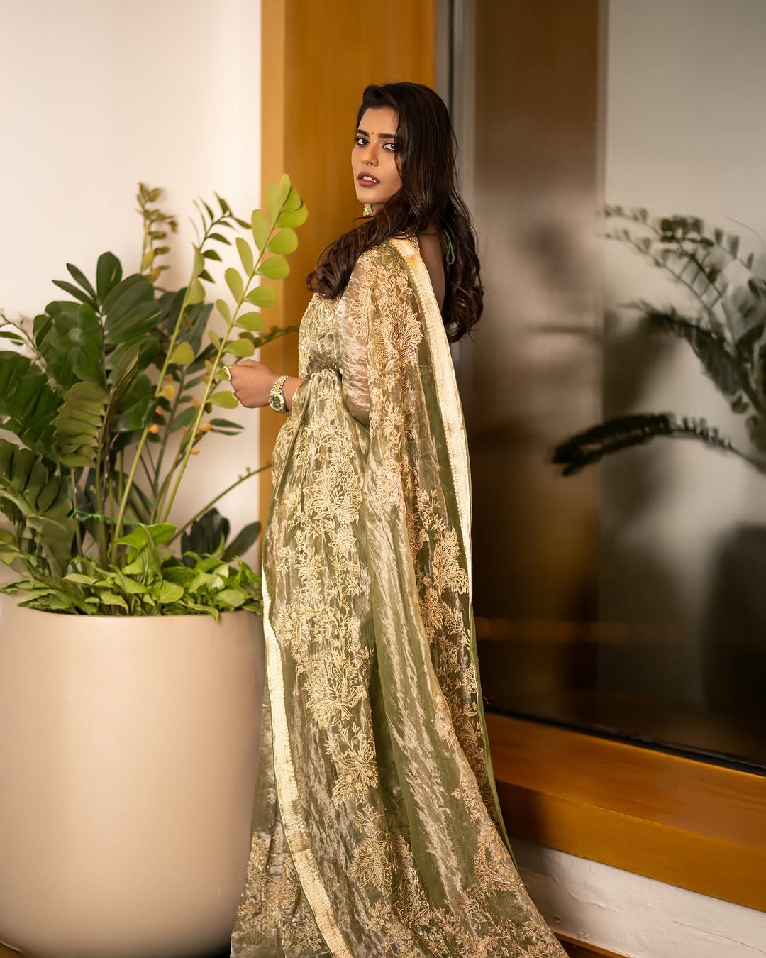 Actress Aishwarya Rajesh Photo Gallery