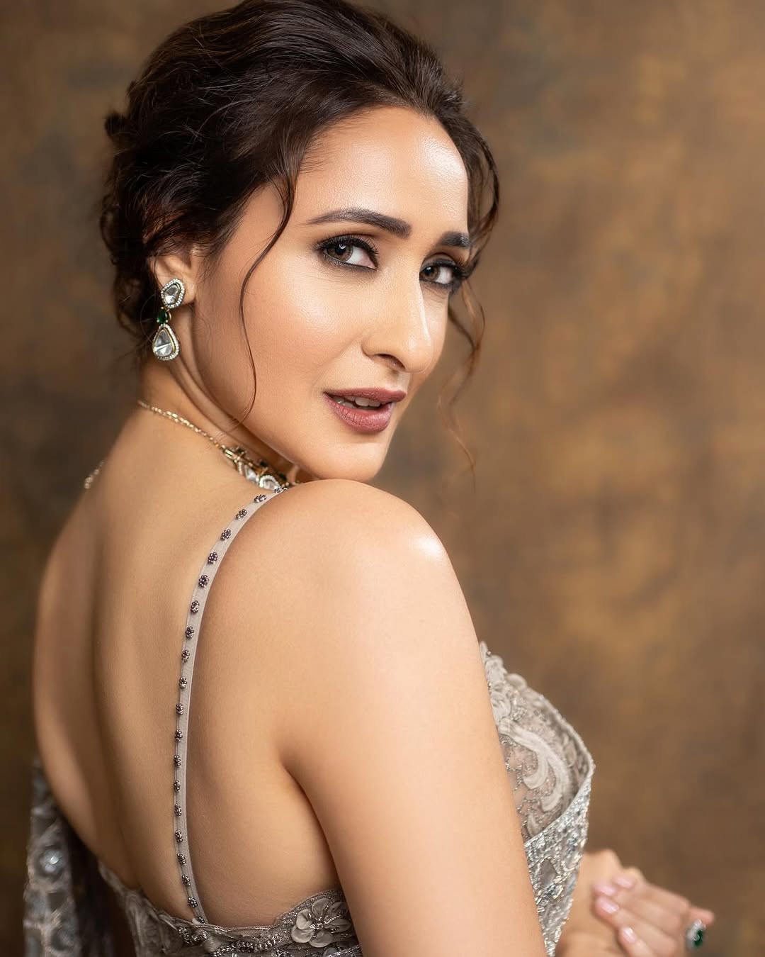 Actress Pragya Jaiswal Photo Gallery
