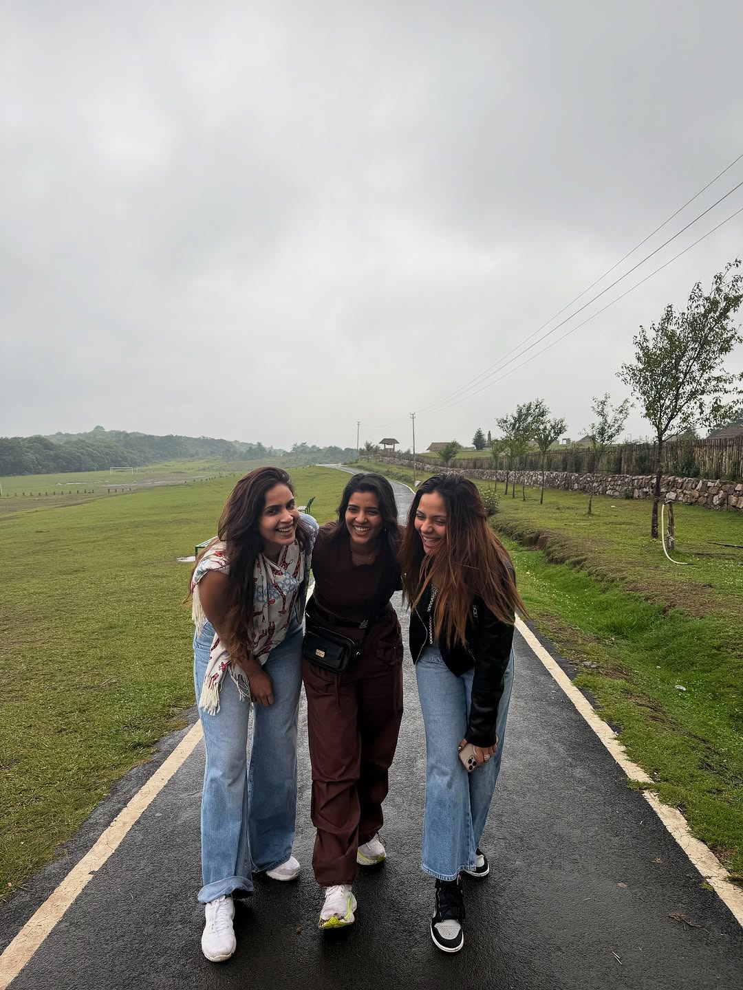 Aishwarya Rajesh (Source: Instragram) Actress Aishwarya Rajesh Photo Gallery