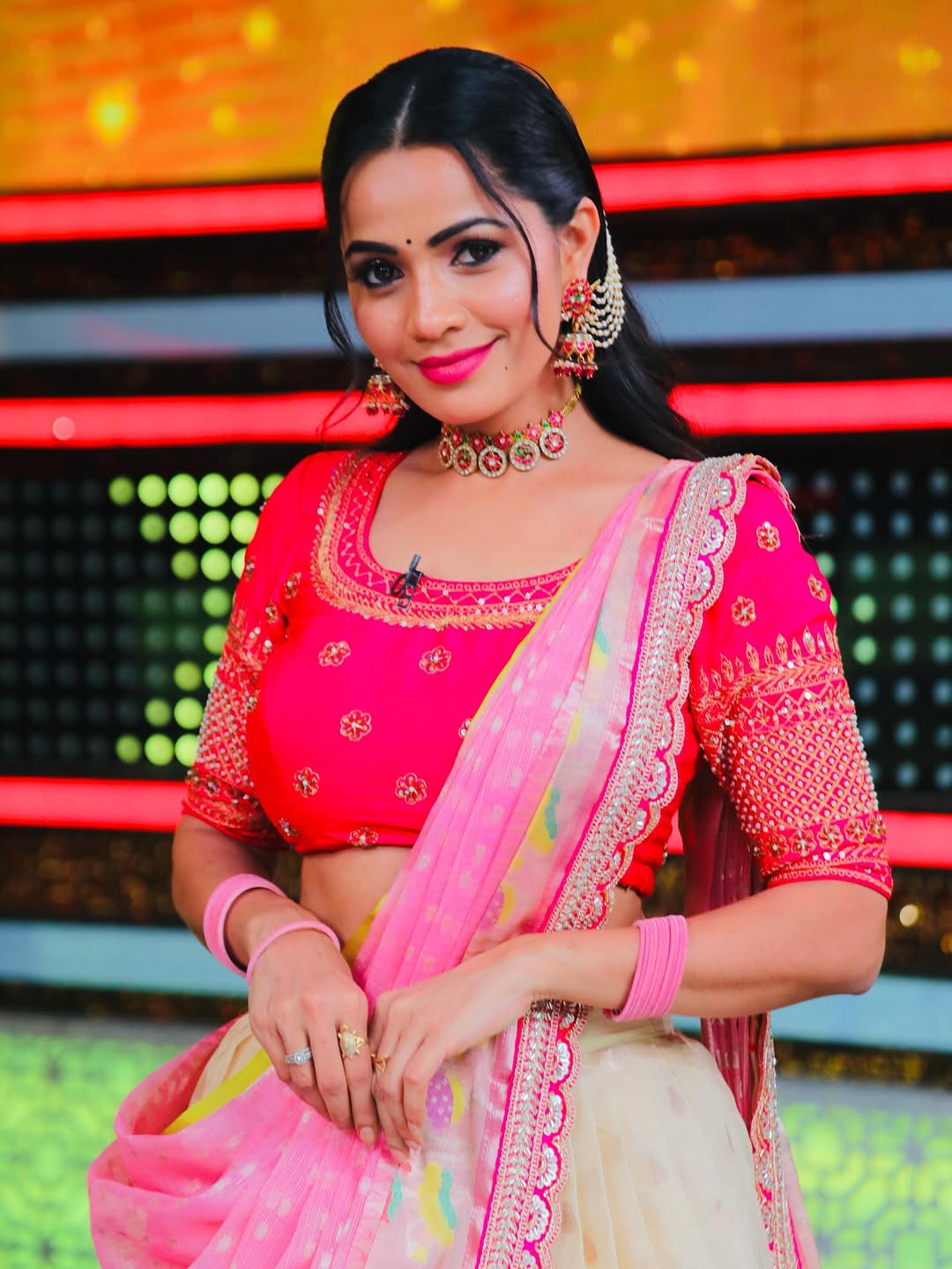 Actress Shobha Shetty Photo Gallery