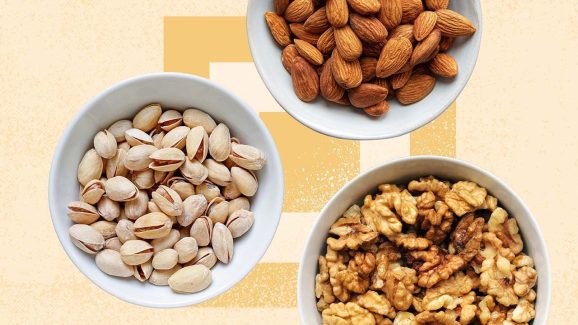 Nuts In Diet: నట్స్ తింటే బరువు పెరుగుతారా ? ఇందులో.. నిజమెంత ?