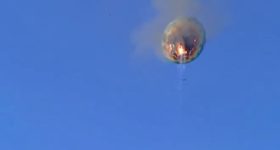 balloon crash: దారుణ విషాదం.. హాట్ ఎయిర్ బెలూన్ కూలి గాల్లోనే 8 మంది మృతి.. వీడియో వైరల్