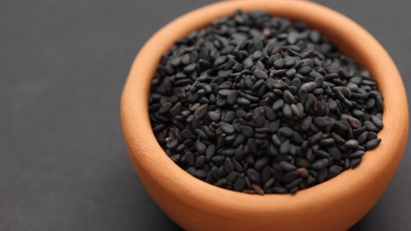 Black Sesame Seeds: అన్ని వ్యాధులకు ఒకటే పరిష్కారం, వీటితో బోలెడు బెనిఫిట్స్
