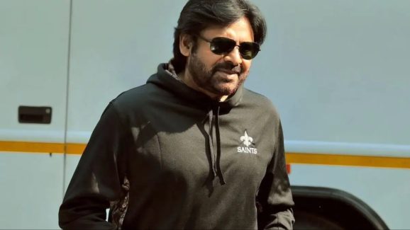 Pawan Kalyan: పవన్ ఫస్ట్ వైఫ్ ఆ డైరెక్టర్ బంధువా…ఇదెక్కడి ట్విస్ట్ రా బాబు?