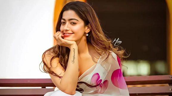 Rashmika: రష్మికపై డబ్బులిచ్చి ట్రోలింగ్ చేయిస్తుంది ఎవరు.. ?