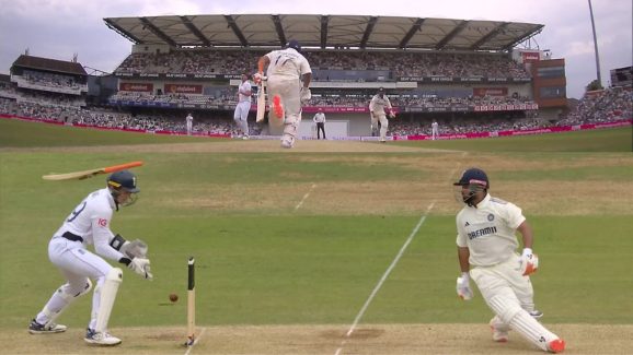 Rishabh Pant : గ్రౌండ్ లో పంత్ జిమ్నాస్టిక్స్… బ్యాటు, బూట్లు వదిలేసి చుక్కలు చూపించాడుగా