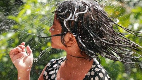 Monsoon hair care: వర్షాకాలంలో జుట్టు రాలకుండా ఉండాలంటే ?