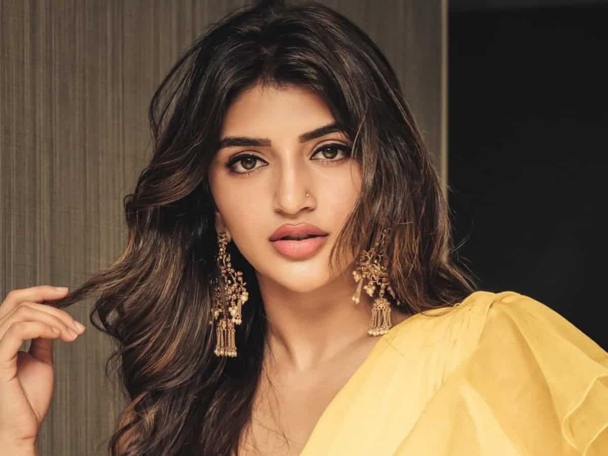 Sreeleela: శ్రీలీల మామూల్ది కాదు పెద్ద ముదురే… షాకింగ్ విషయాలు బయట పెట్టిన డైరెక్టర్!