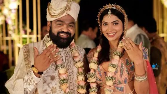 Subhasree Rayaguru : శుభశ్రీ ఎంగేజ్మెంట్ రింగ్ ధర అన్ని కోట్లా.. అంత స్పెషాలిటీ ఏంటబ్బా?