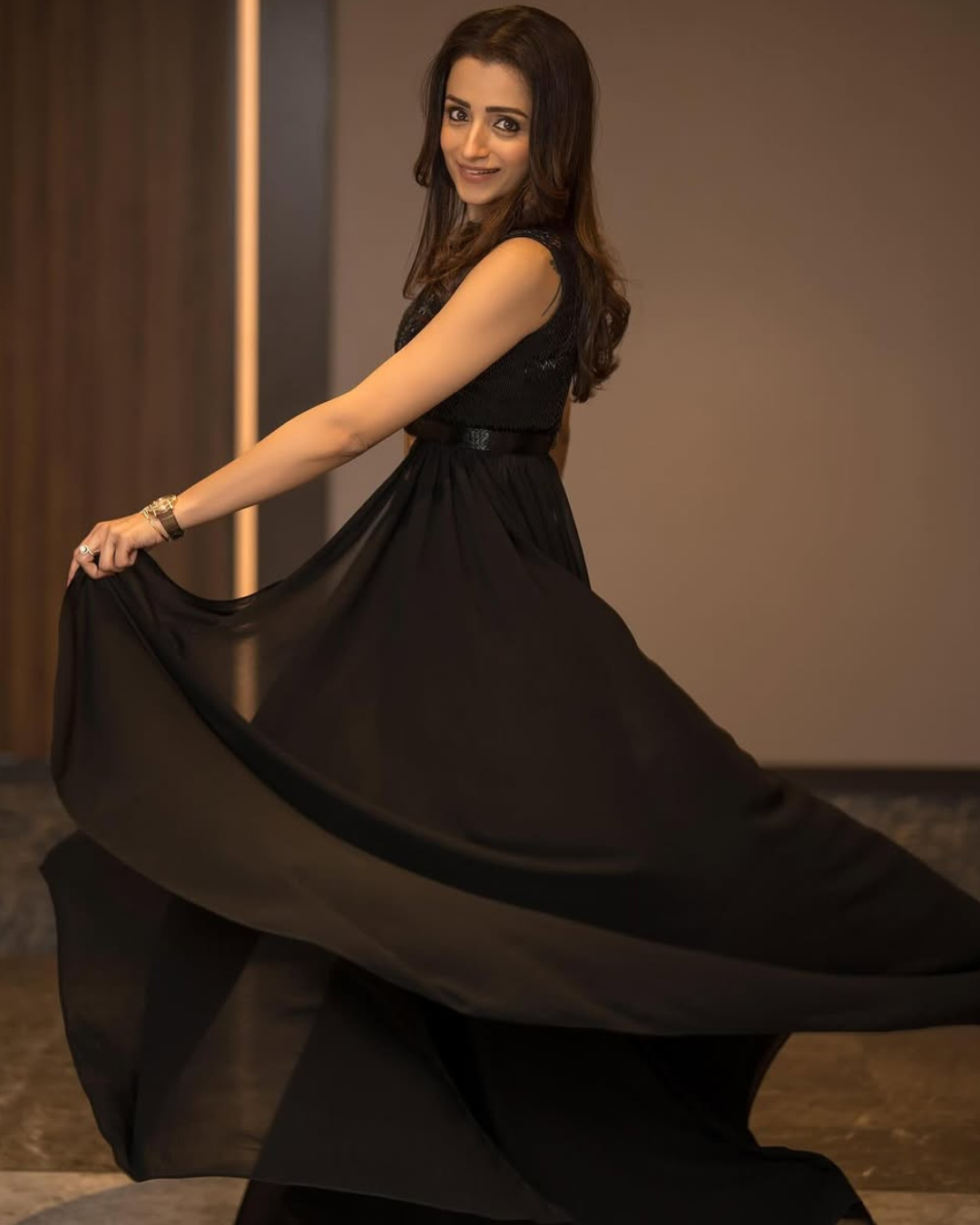 Trisha Krishnan: బ్లాక్ డ్రెస్ లో క్యూట్ లుక్ లో చెన్నై బ్యూటీ.. ఎంత అందంగా ఉందో చూశారా..?
