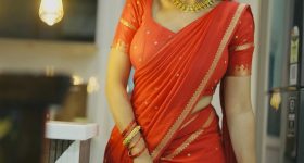 Shobha Shetty: రెడ్ శారీలో మతులు పోగొడుతున్న బిగ్ బాస్ బ్యూటీ..నడుము మడతలు చూపిస్తూ!