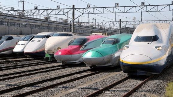 Japan Trains: జపాన్‌ రైలు నెట్‌వర్క్ ప్రపంచంలోనే బెస్ట్.. వాళ్లు ఏం చేస్తున్నారో తెలిస్తే మతిపోద్ది!