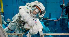 Treatment In Space: డాక్టర్లు లేని అంతరిక్షంలో వ్యోమగాములకు చికిత్స ఎలా? గుండె నొప్పి వస్తే ఏం చేస్తారు?