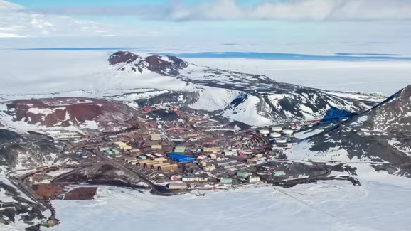Antarctic Glacier: మంచు ఫలకల కింద మరో ప్రపంచం.. ఇది సంచలన ప్రయోగం