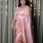 Ramya Krishnan: యంగ్ హీరోయిన్స్ ని ఫాలో అవుతున్న సీనియర్ బ్యూటీ.. దేనికోసం మేడమ్!
