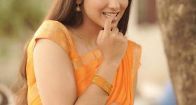 Pragya Nagra: కొంటె చూపులతో కవ్విస్తున్న ప్రగ్యా నగ్రా.. ఫోటోలు వైరల్!