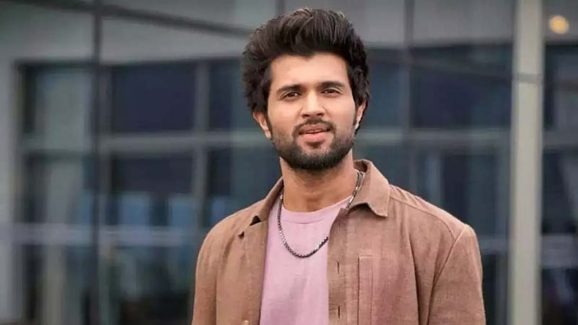 Vijay Devarakonda: ఎవరిని కించపరచాలని మాట్లాడలేదు… వివరణ ఇచ్చిన విజయ్ దేవరకొండ!