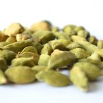 Cardamom: వారం రోజులపాటు రోజుకో పచ్చి యాలకులు తినండి, మీలో ఉన్న ఈ సమస్యలన్నీ పోతాయి