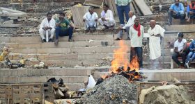 Nizamabad Car Incident: నిజామాబాద్‌లో దారుణం.. కారు టైర్ల కింద నలిగి ఏడేళ్ల బాలుడు మృతి