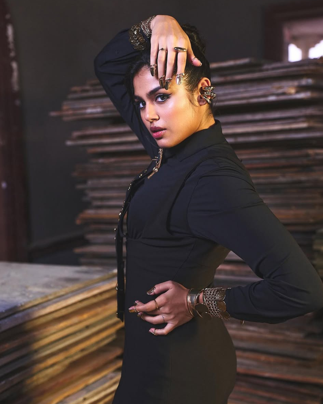 Faria Abdullah : థైస్ అందాలతో కుర్రాళ్లకు మతి పోగొడుతున్న చిట్టి.. మైండ్ బ్లాకే బ్రో..