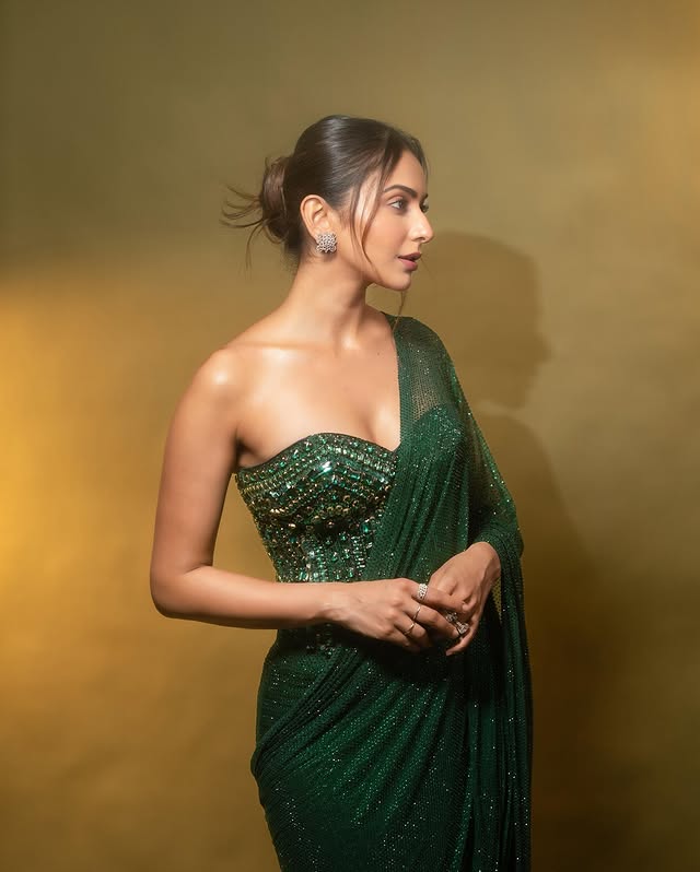 Rakul Preeth Singh Photo Gallery