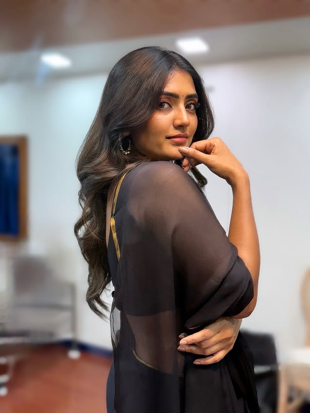 Eesha Rebba Photo Gallery