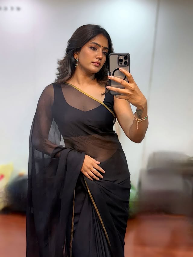 Eesha Rebba Photo Gallery