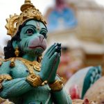 Hanuman Puja: హనుమంతుడి పాదాలను స్త్రీలు ఎందుకు తాకకూడదో తెలుసా?