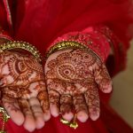 Mehendi Removing: మెహెందీని చేతినుండి త్వరగా తొలగించాలనుకుంటున్నారా? ఈ ఐదు చిట్కాలు పాటించండి