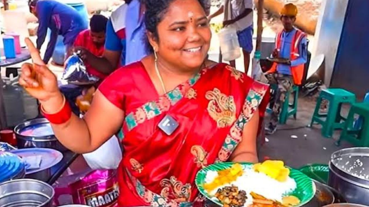Kumari Aunty : వామ్మో.. కుమారి ఆంటీ రేంజ్ వేరే లెవల్.. మూవీ టీంతోనే డీల్..?