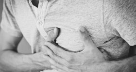 Heart Attack Symptoms: మీ వేళ్లు కాళ్లు ఇలా అవుతున్నాయా? ఇవి గుండెపోటుకు సంకేతాలు