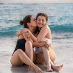 Nisha Agarwal:  బికినీలో అక్కచెల్లెల్లు కాజల్, నిషా రచ్చ రచ్చ.. పిల్లలు ఈ ఫొటోలు చూడొద్దు!