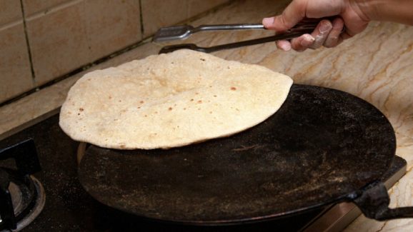 Protein rich Chapathi: రోజూ చపాతి తినేవారు దాన్ని ప్రోటీన్ రిచ్‌గా ఇలా మార్చుకోండి
