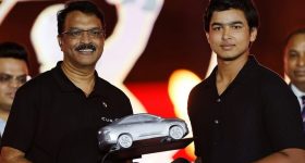 Vaibhav Suryavanshi : డ్రైవింగ్ లైసెన్స్ లేదు కానీ... కారు మాత్రం వచ్చేసింది.. 14 ఏళ్ల వైభవ్ పై ట్రోలింగ్