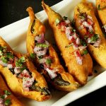 Avoid Oil Food In Rainy: చల్లచల్లని వాతావరణంలో వేడి వేడి బజ్జీలు, పకోడీ తింటున్నారా? జాగ్రత్త..