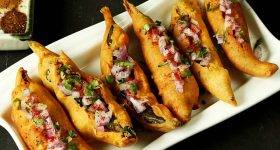 Avoid Oil Food In Rainy: చల్లచల్లని వాతావరణంలో వేడి వేడి బజ్జీలు, పకోడీ తింటున్నారా? జాగ్రత్త..