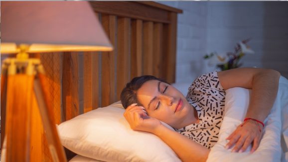 Heart attack in Sleep: నిద్రలో కూడా గుండెపోటు వస్తుందని తెలుసా? అలా రాకుండా ఇలా జాగ్రత్త పడండి