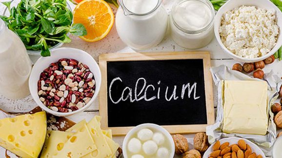 Food For Healthy Bones: ఎముకలు బలంగా ఉండాలంటే.. ఇవి తప్పకుండా తినాల్సిందే ?