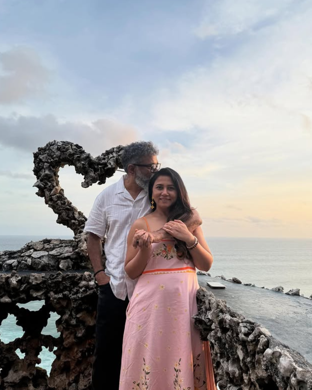 Thabitha Sukumar: భర్తతో వేకేషన్ ను ఎంజాయ్ చేస్తున్న తబిత.. ఫోటోలు వైరల్..