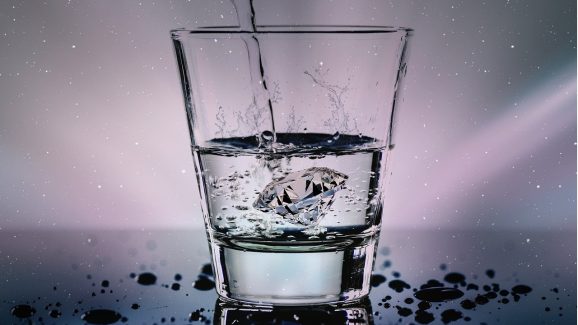 Water drinking: నలభై ఏళ్ల వయసులో పాతికేళ్ల వ్యక్తిలా మెరిసిపోవాలా? ఈ పద్ధతిలో నీరు తాగండి చాలు