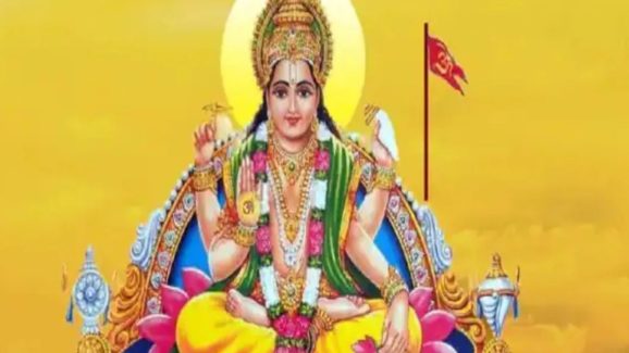Surya Gochar 2025: 12 ఏళ్ల తర్వాత 3 రాజయోగాలు.. వీరికి డబ్బే డబ్బు