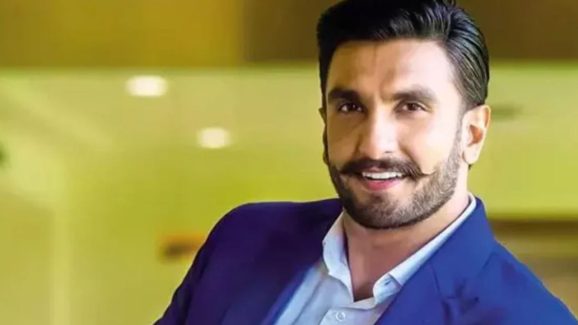Ranveer Singh New Car :  రణ్‌వీర్ సింగ్ గ్యారేజ్‌లోకి 5 కోట్ల లగ్జరీ కారు… వరల్డ్ వైడ్ 1000 మాత్రమే..