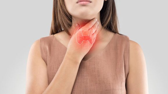 Thyroid Symptoms: మహిళల్లో థైరాయిడ్ వస్తే.. కనిపించే లక్షణాలు ఇవే !
