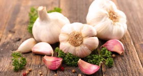 Garlic Benefits: ఉదయం పూట వెల్లుల్లి తింటే.. ఎన్ని లాభాలో తెలుసా ?