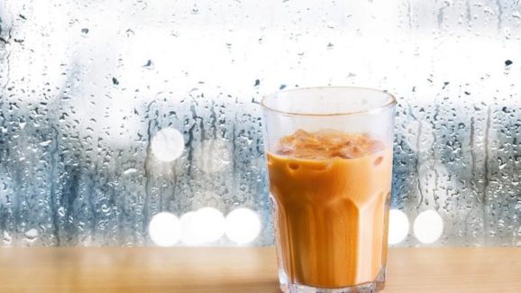 Tea In Monsoon: వర్షాకాలంలో తరచుగా టీ తాగితే.. ఎంత ప్రమాదమో తెలుసా ?