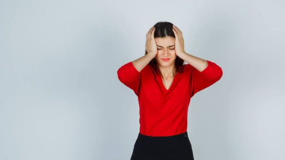 Migraine: మైగ్రేన్ వెంటనే తగ్గాలంటే.. ఈ టిప్స్ ఫాలో అవ్వండి