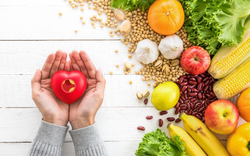 Cholesterol: కొలెస్ట్రాల్ తగ్గాలంటే.. ఈ సూపర్ ఫుడ్స్ తినాల్సిందే !