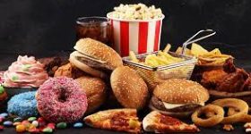 High Blood Pressure: హైబీపీ ఉన్న వారు పొరపాటున కూడా ఈ ఫుడ్ తినకూడదు !