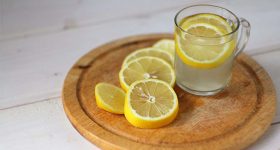 Hot Lemon Water: గోరు వెచ్చటి నీటిలో నిమ్మరసం కలిపి తాగితే.. ఇన్ని ప్రయోజనాలా ?